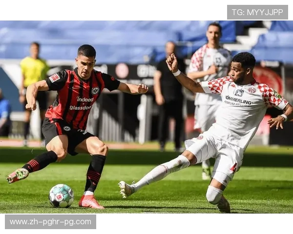 足球球队德甲排名：分析当前德甲联赛球队排名及其表现